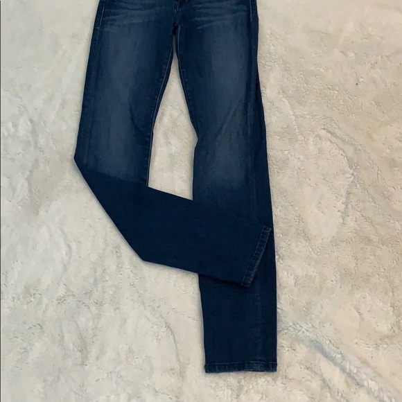 Curvy Sophia Skinny GUESS Jeans - Picture 2 of 3